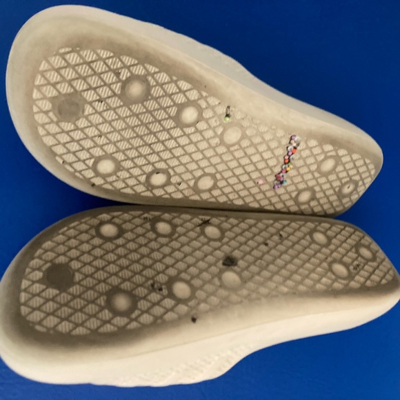 Mint vintage Adidas womens slides size 9.5 beige bone color rare 3 striped flip - Picture 4 of 5